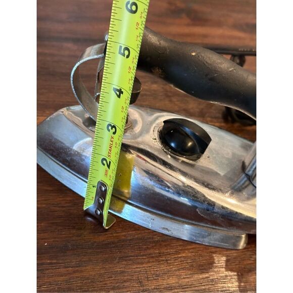 Vintage iron  - Picture 6 of 8